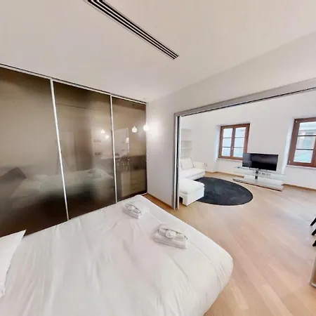Triestevillas Casa Mayer - Old Town Apartment *