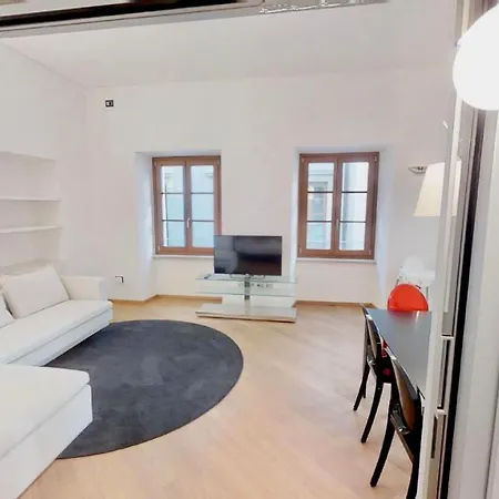 Triestevillas Casa Mayer - Old Town Apartment *